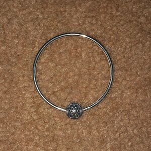 PANDORA SNOWFLAKE BANGEL